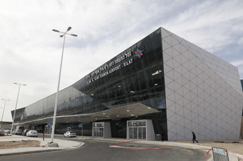 "فلسطين النيابية" ترفض تشغيل مطار "تمناع" الإسرائيلي