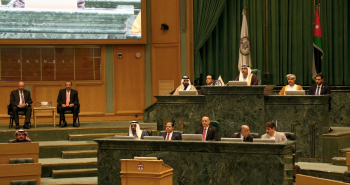 Parlement arabe : L’approbation par la Knesset du retour des colons dans les colonies évacuées est une mesure provocatrice