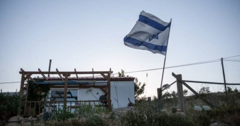 İsrail Güçleri Nablus’un Güneyinde Mobil Evler İnşa Ediyor