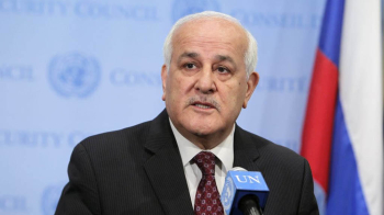 منصور يطالب مجلس الأمن بالتحرك العاجل لوقف انتهاكات الاحتلال
