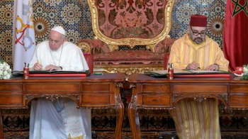 العاهل المغربي وبابا الفاتيكان يؤكدان على "وحدة وحرمة" القدس