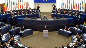 برلمانيون أوروبيون يطالبون بموقف أوروبي حازم ضد "إسرائيل"