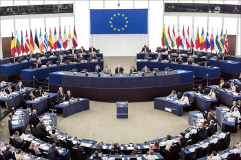 The European Parliament votes in favor of a resolution supporting the two-state solution