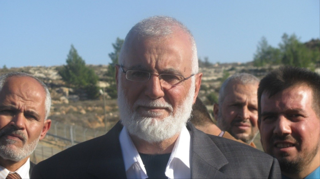 Le député Abu Tair met en garde contre de nouveaux plans d'occupation contre Al-Aqsa
