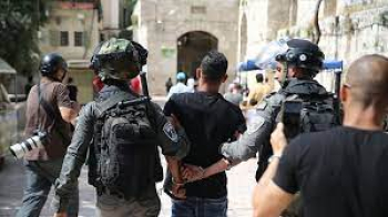 İsrail Güvenlik Güçleri, İşgal Altındaki Doğu Kudüs ve Batı Şeria’da 29 Filistinliyi Gözaltına Aldı