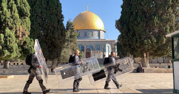 Les colons prennent d'assaut Al-Aqsa et effectuent des tournées provocatrices