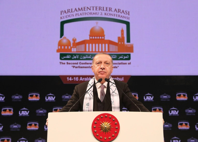 أردوغان يهنئ رابطة برلمانيون لأجل القدس بمقرها الجديد