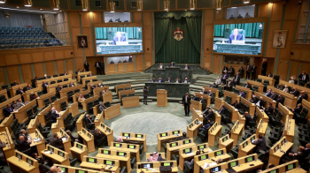 برلمانيون أردنيون يحذرون من قانون يمنح إسرائيل حق استملاك الأراضي بالأردن