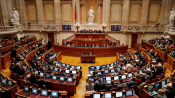 البرلمان البرتغالي يعتمد قرارًا يعترف بالنكبة ويدين الاستيطان الإسرائيلي