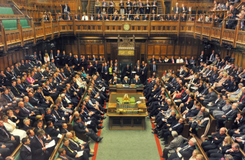 البرلمان البريطاني يطالب حكومة بلاده بالاعتراف بدولة فلسطين