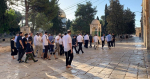 Scores of Jewish settlers, police forces defile Aqsa Mosque