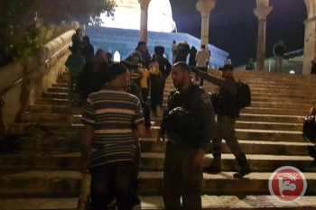 Les forces israéliennes expulsent de force des fidèles musulmans d’Al-Aqsa