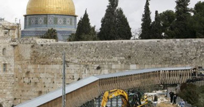 Les Sionistes appellent à la création d’une synagogue dans la mosquée Al-Aqsa