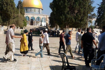 Jewish extremists storm Al-Aqsa Mosque under police protection provoking Muslims in holy Ramadan
