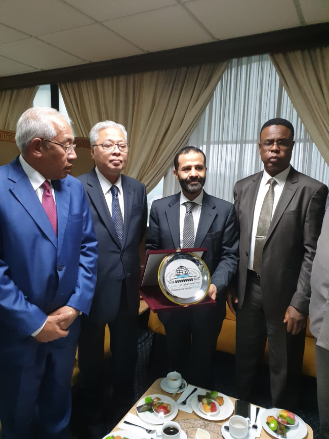 وفد رابطة "برلمانيون لأجل القدس" في دولة ماليزيا يلتقي بزعيم المعارضة صبري يعقوب