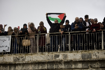 القدس الدولية: الاحتلال لم يُسلِّم بخسارته معركة التقسيم المكاني وينقل المعركة لتصبح على السيادة