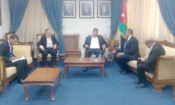 Independent personalities meet in the Jordanian parliament to support the end of the division