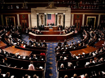 138 membres du Congrès américain demandent à Biden d'intervenir pour arrêter l'agression israélienne