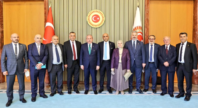 رئيس البرلمان التركي يستقبل وفدًا من لجنة فلسطين النيابية ورابطة برلمانيون لأجل القدس