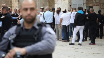 İsrail Polisi Korumasında Onlarca Fanatik Yahudi Mescid-i Aksa’ya Baskın Düzenledi