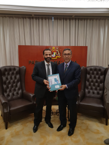 The delegation of "Parliamentarians for Al-Quds" meets in Malaysia with the Deputy Speaker of the Malaysian Parliament to discuss the developments of the Palestinian scene