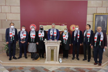 البرلمان التركي يحذر من خطورة مخططات الاحتلال في حي الشيخ جراح