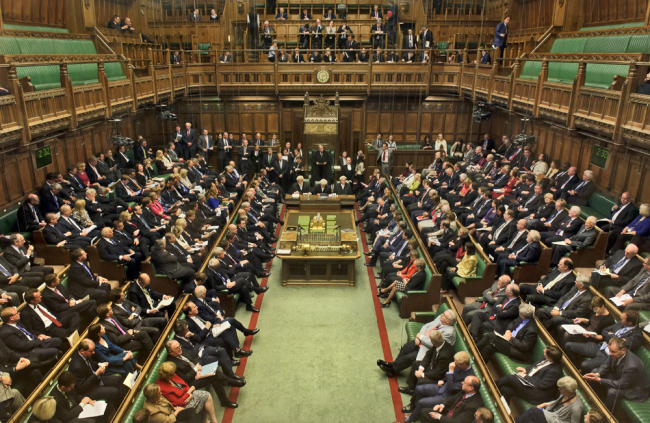 طرد داعمي الاحتلال من قاعة البرلمان البريطاني خلال ندوة لبحث قضية القدس