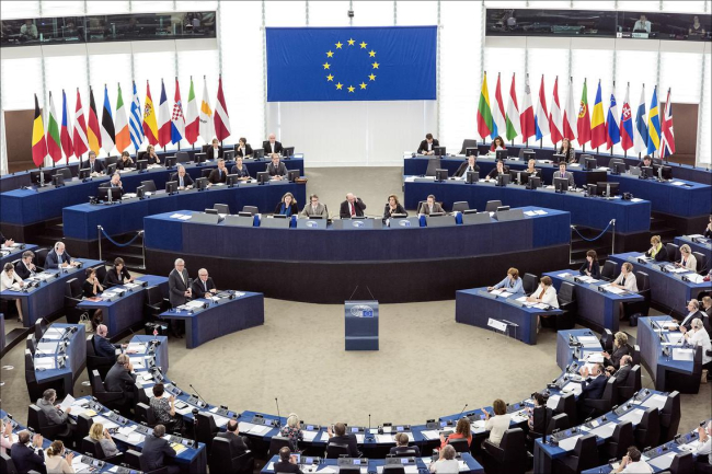 البرلمان الأوروبي يصوت لصالح قرار يدعم حل الدولتين