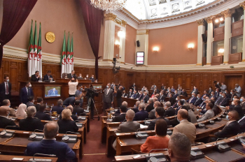 برلمانيون جزائريون يطالبون بطرد سفراء أمريكا وفرنسا وبريطانيا