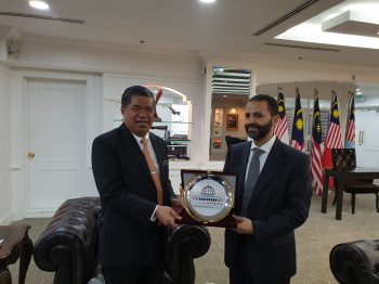 The executive of the League of "Parliamentarians for Al-Quds" visits Malaysia to face attempts to liquidate the Palestinian cause