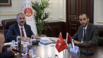 Adalet Bakanı Abdullah Gül, Filistin Barosu Heyetini Kabul Etti