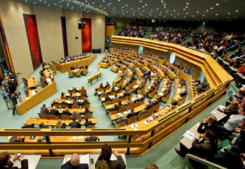 برلمان هولندا يؤكد اهتمامه بقضية الأسرى الفلسطينيين