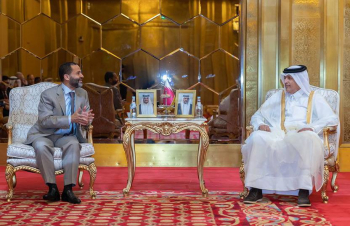وفد الرابطة يعقد اجتماعًا مع رئيس مجلس الشورى القطري في الدوحة