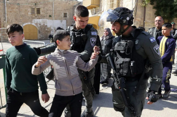 इसराइल की अदालतों ने साल 2022 में फ़िलिस्तीनी बच्चों के ख़िलाफ़ 600 हाउस अरेस्ट ऑर्डर जारी किए