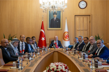وفد الرابطة يلتقي رئيس البرلمان التركي لبحث إيقاف حرب الإبادة الإسرائيلية على غزة