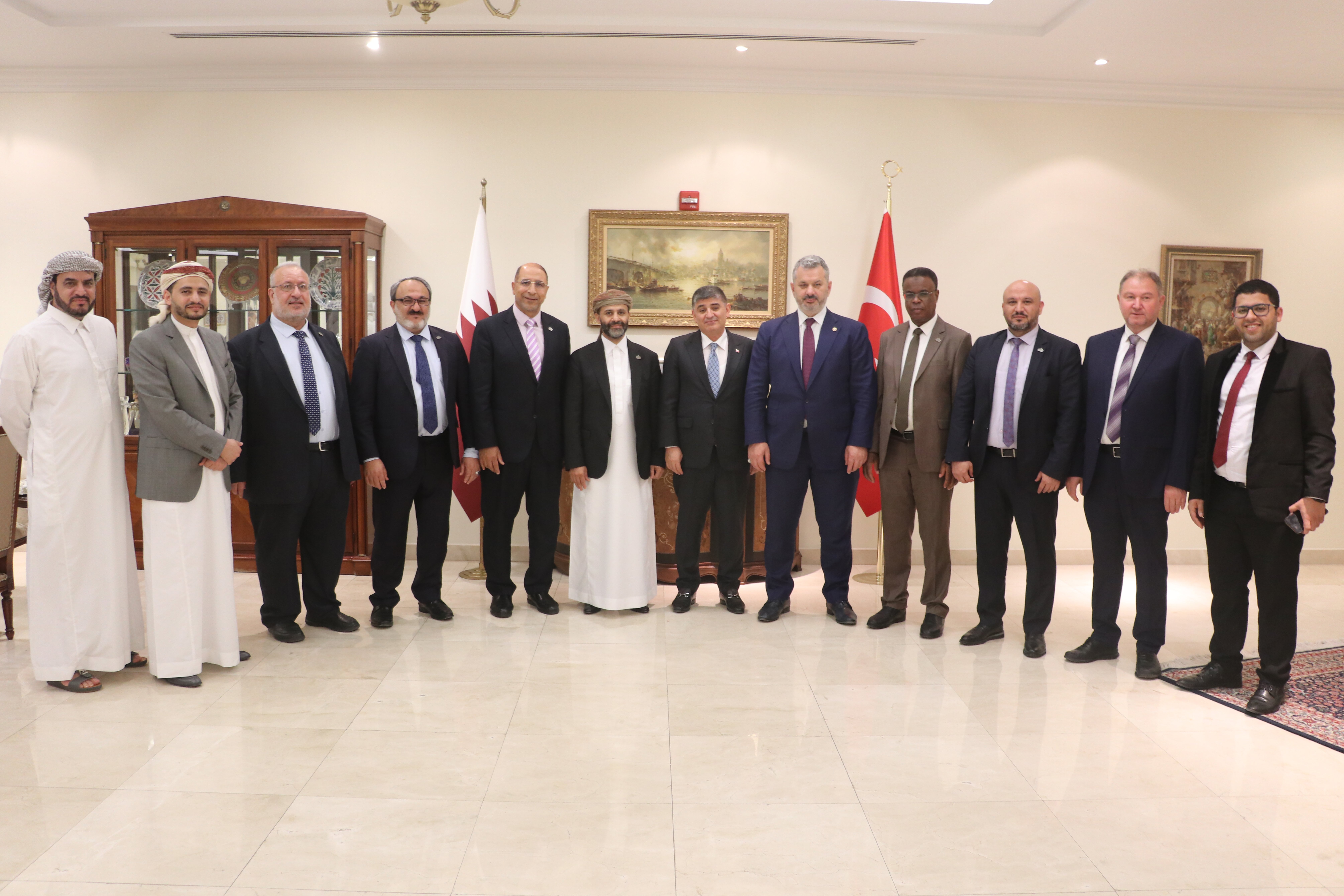 السفير التركي في قطر يستقبل يستقبل وفدا من رابطة برلمانيون لأجل القدس